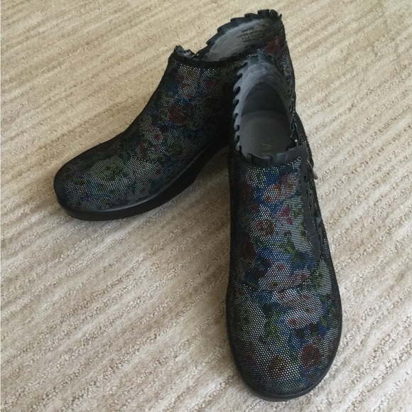 Alegria Hannah Multi Dot Floral Boot Size 9 | EU 39 - Picture 2 of 16